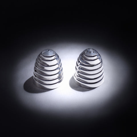 Beehive salt and pepper shakers